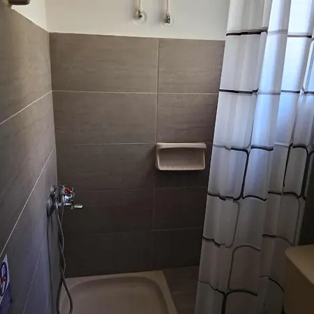 Issos * Agios Georgios (Corfu)