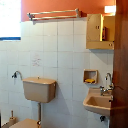 Apartment Issos