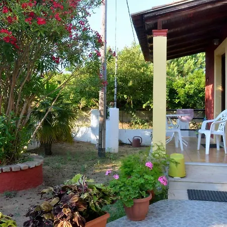 Apartment Issos