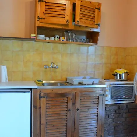 Issos Apartment