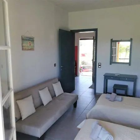 Apartament Issos *