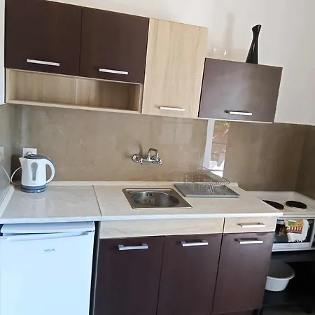 Issos * Agios Georgios (Corfu)